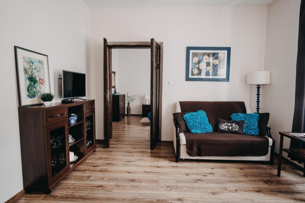 Apartment Slowackiego 22 *